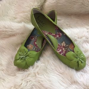 Born Concept b.o.c. Adrianne Green Meadow flats